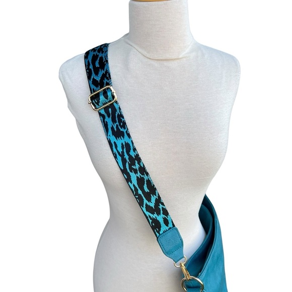 Wrangler Large Pebbled Crossbody Bag Leopard Guitar Strap Turquoise Black 14x12 - Picture 3 of 16